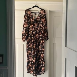 American Eagle floral print long sleeve jumpsuit. Size 14.